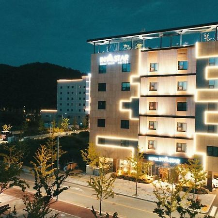 Instar Tourist Hotel Tegu Exteriér fotografie