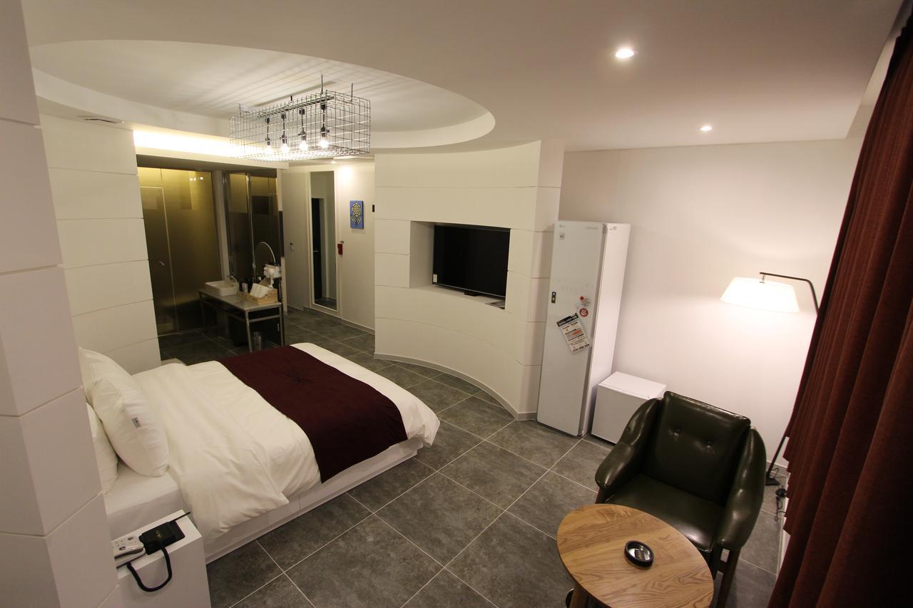 Instar Tourist Hotel Tegu Exteriér fotografie