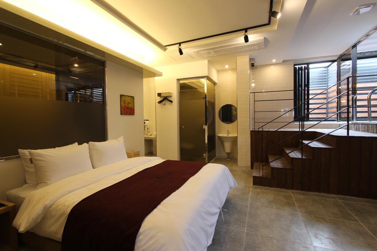 Instar Tourist Hotel Tegu Exteriér fotografie